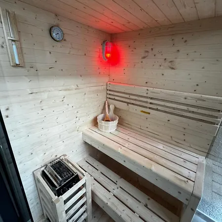 Rheinmosel Glueck Wellness דירה *